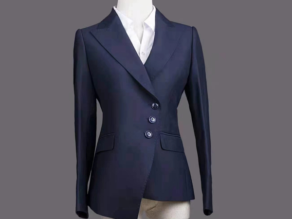 职（zhí）业装（zhuāng）